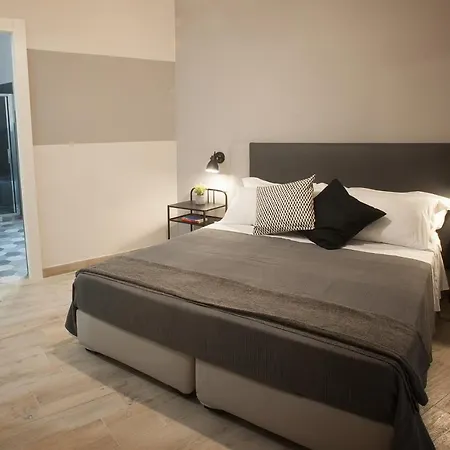 6th Land - Rent لا سبيتسْيا