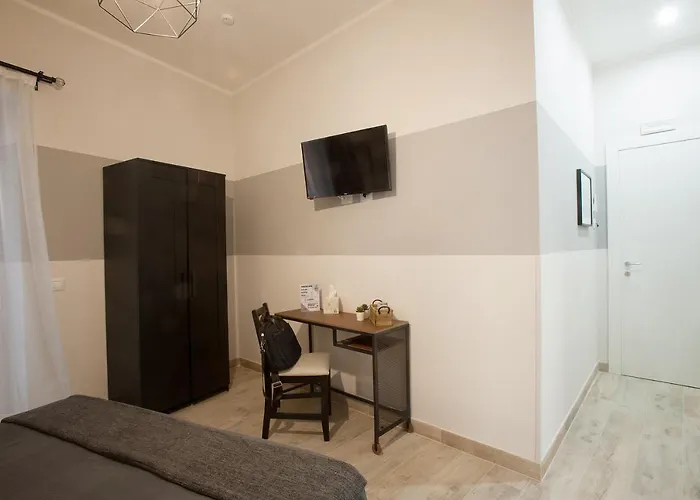 Πανσιόν 6th Land - Rent 3*